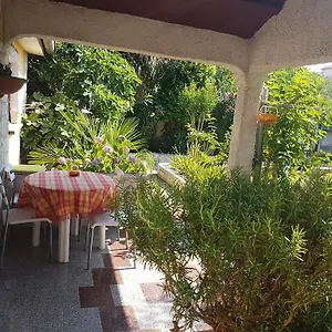 Jasminka , Funtana Kroatien